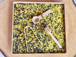 kit arroz sensorial Bee con abejas, pinzas de bambu, palo miel y cucharita