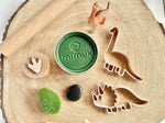 Plastilina natural biodegradable con moldes para el juego infantil